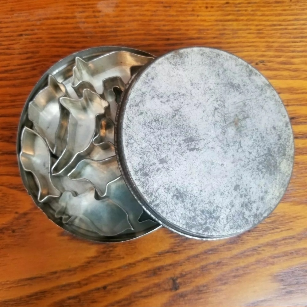 Tin Vintage Cookie Cutters Animals Metal Farmhouse